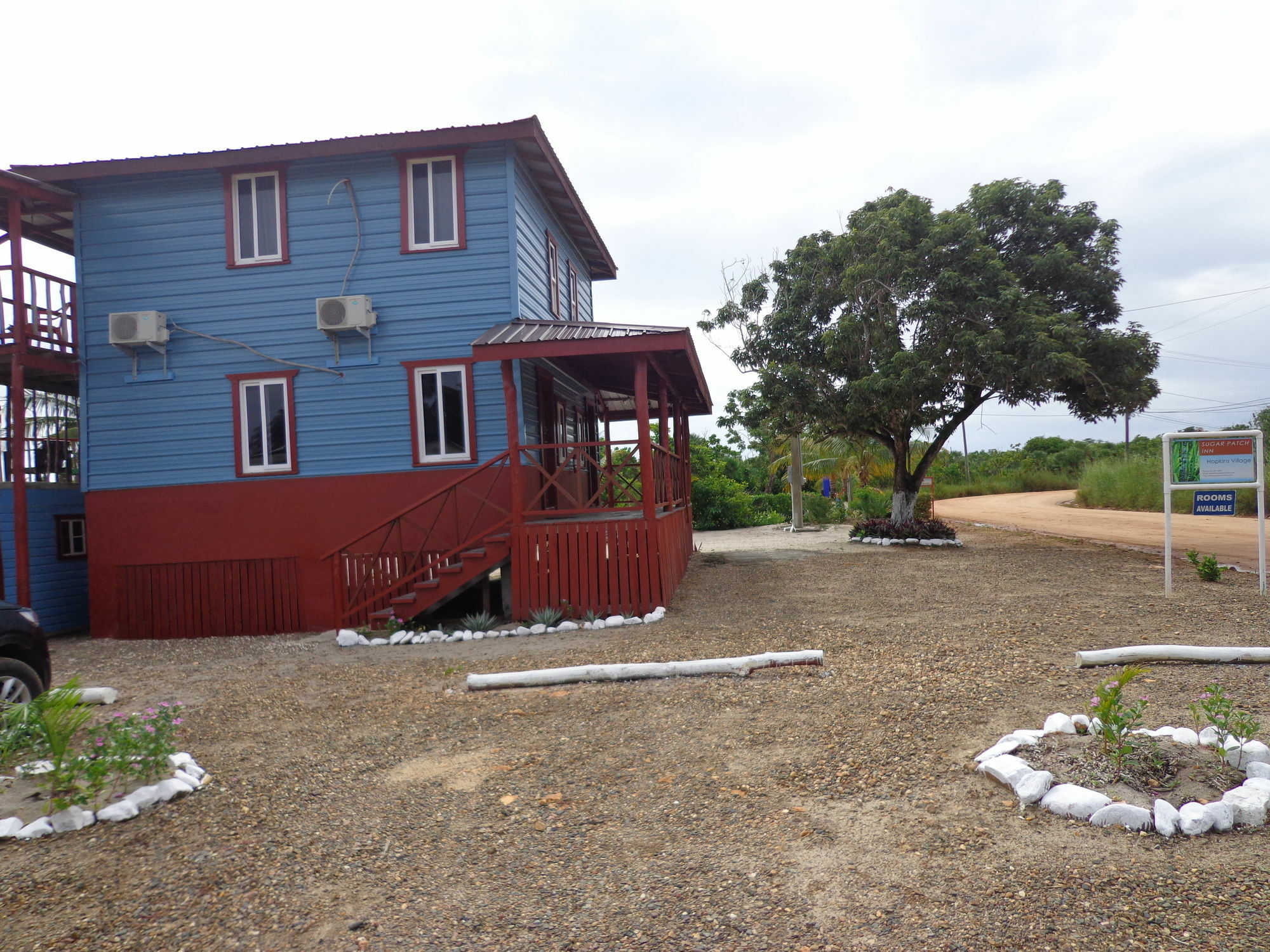 Sugar Patch Inn Hopkins Extérieur photo